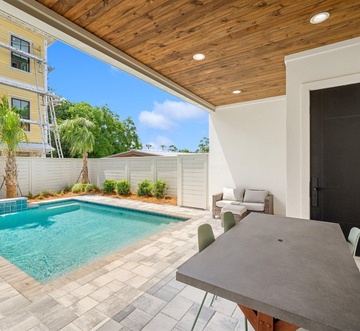 214 Toledo Place