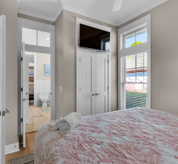114 Parkshore Drive
