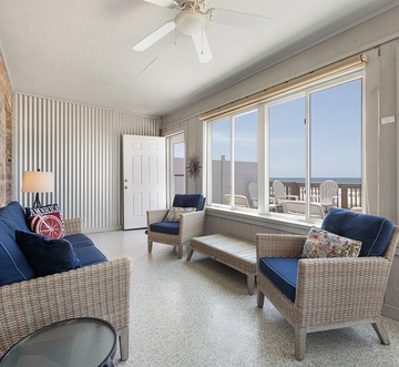 Honey's Beach Cottage