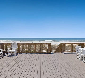 Honey's Beach Cottage