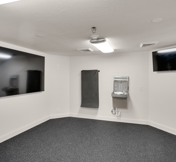 Calypso 108W- VIP Parking