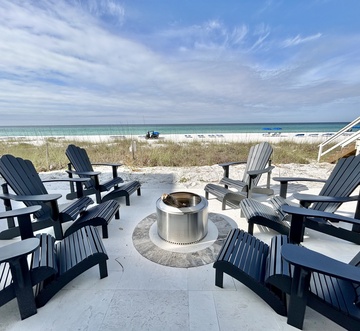 330 Beachside Dr