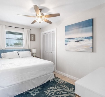 Belaire Bungalow