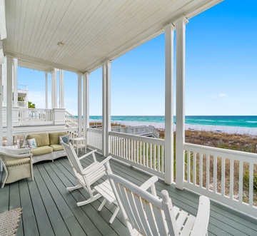 Shangri-La at Carillon Beach