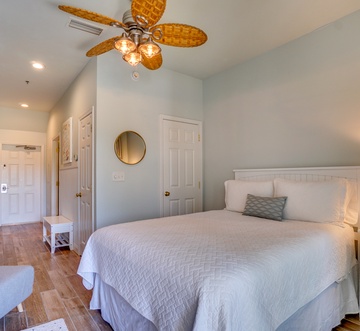 Inn at Seacrest 104