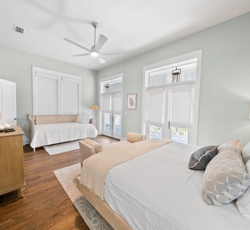 330 Beachside Dr
