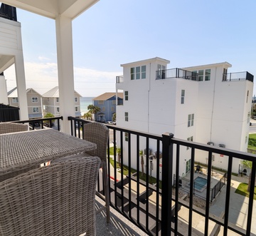 Villas at Laguna Beach 4