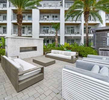 Pointe 332 @Rosemary