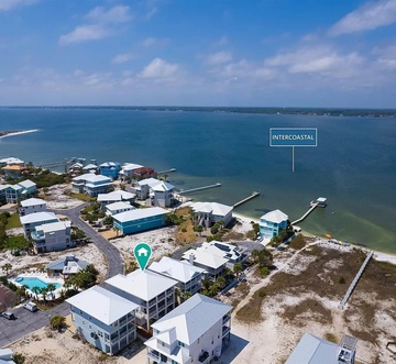 Beach & Bay