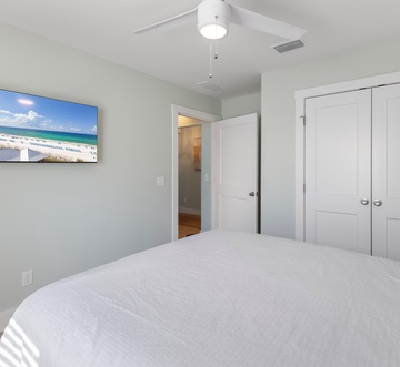 Laguna Breeze