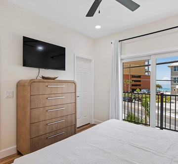 Villas at Laguna Beach 9