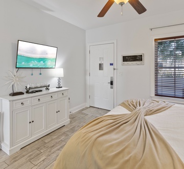 Carillon Inn 313