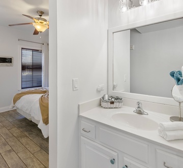 Carillon Inn 313