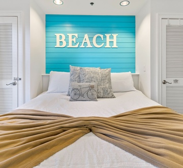 Carillon Inn 313