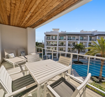 Pointe 332 @Rosemary