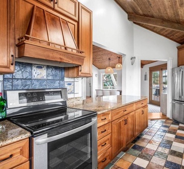 Belaire Bungalow