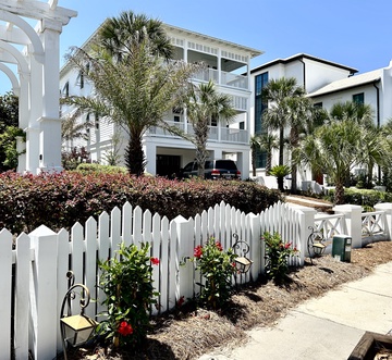 330 Beachside Dr