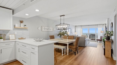 Sandy Key 622 Living Room and Dining Room