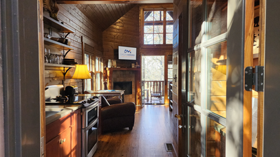 Village of Cheshire Cabins - Wren's Den 4