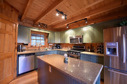 A Mountain Oaks Cabin 4