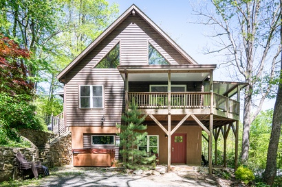 Asheville Town Cabin