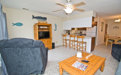 Pebble Beach E-102 4