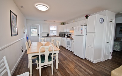 Captain's Quarters East 10