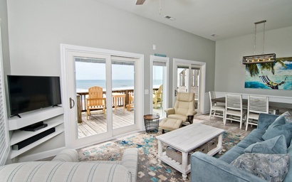 Dolphin Watch East 5