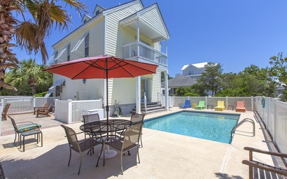 Crystal Beach Cottages Vacation Rentals | Ocean Reef Resorts