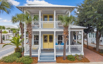 Tram-on-Time Main House