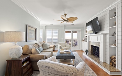 4420 Windswept Villa