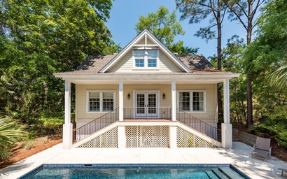 110 Governors Drive 2