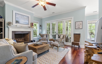 253 Governors Drive 2