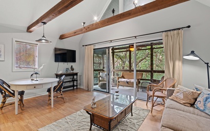 4225 Mariners Watch Villa