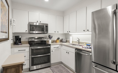 1067 Sparrow Pond Cottage 6