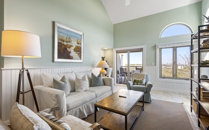 5143 Windswept Villa