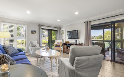 4581 Parkside Villa 4