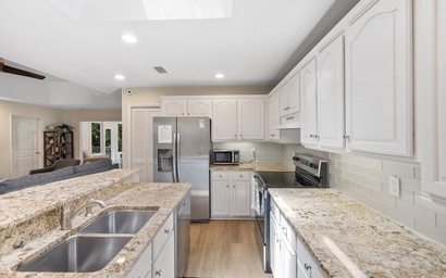 1054 Sparrow Pond Cottage 6