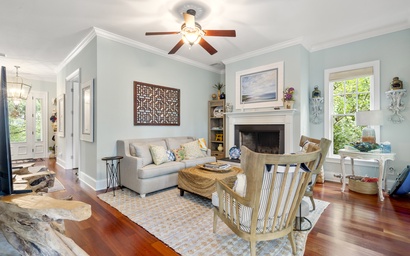 253 Governors Drive 3