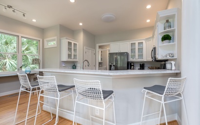 337 Governors Drive 5