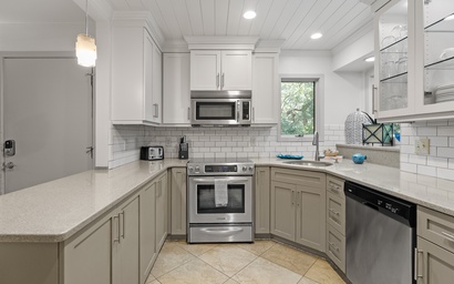 4550 Parkside Villa 4