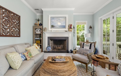 253 Governors Drive 4