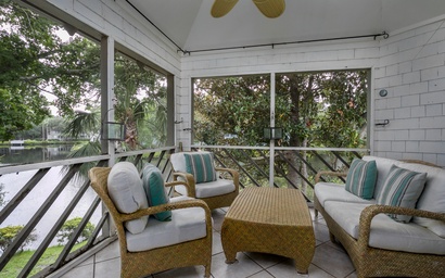 4758 Tennis Club Villa