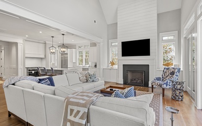 133 Governors Drive 4