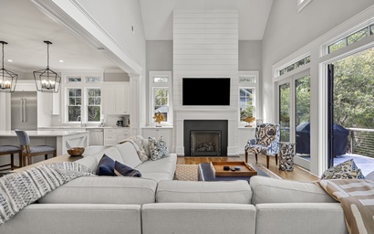 133 Governors Drive 5