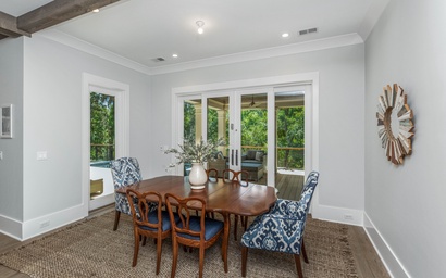 343 Governors Drive 6