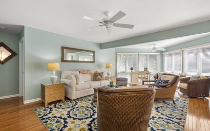 4689 Tennis Club Villa