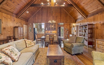 9 Club Cottage Lane 4