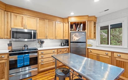 1030 Sparrow Pond Cottage 6