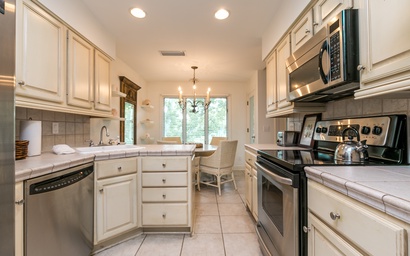 4758 Tennis Club Villa 5